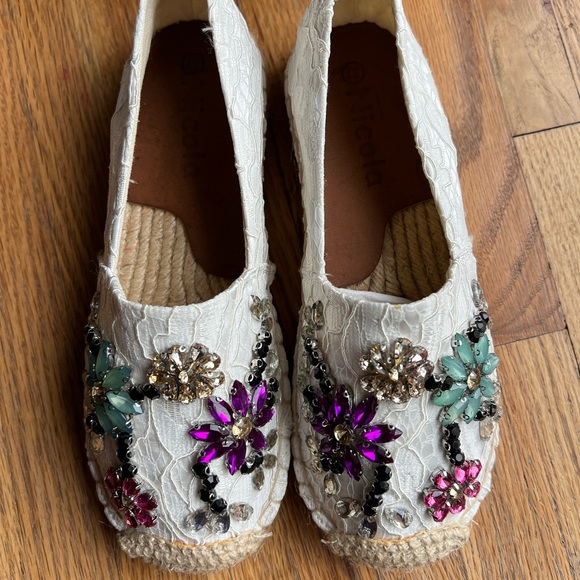 Nicola embellished espadrille flats in box - Picture 2 of 4